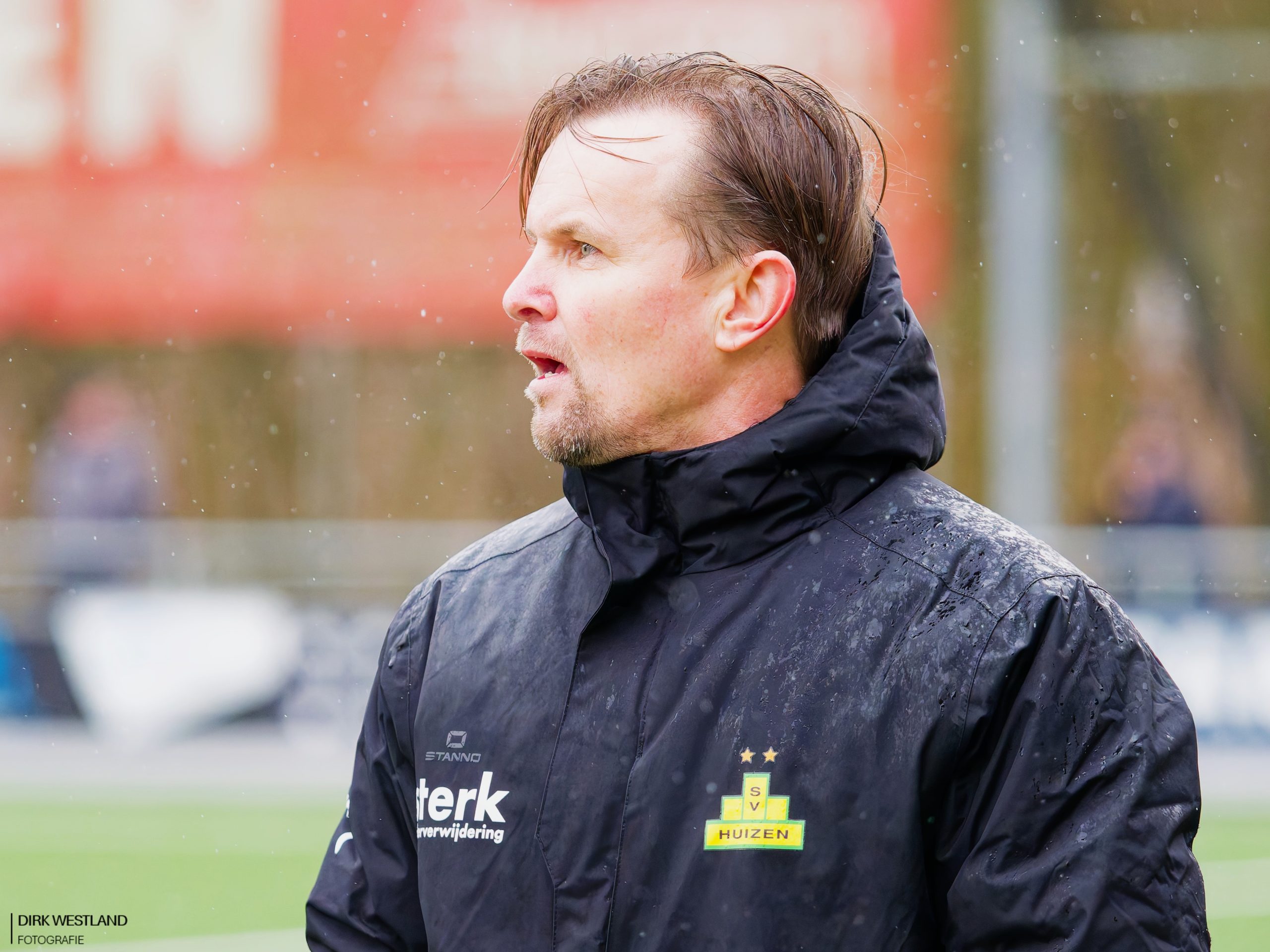 20260228-P3012071 – trainer in spanning