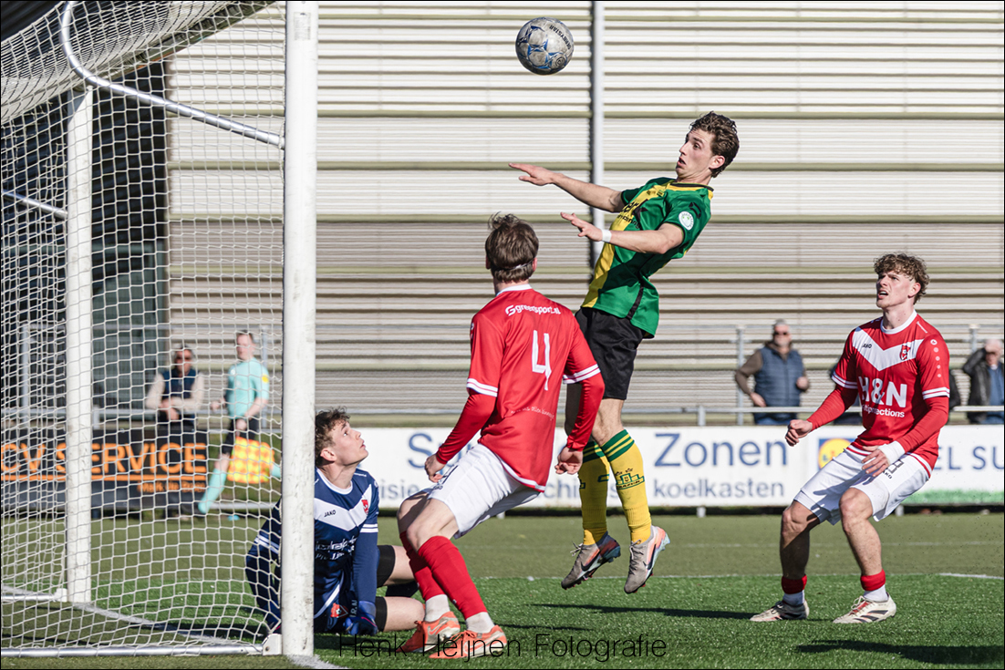 HUIZEN-Harkemase Boys