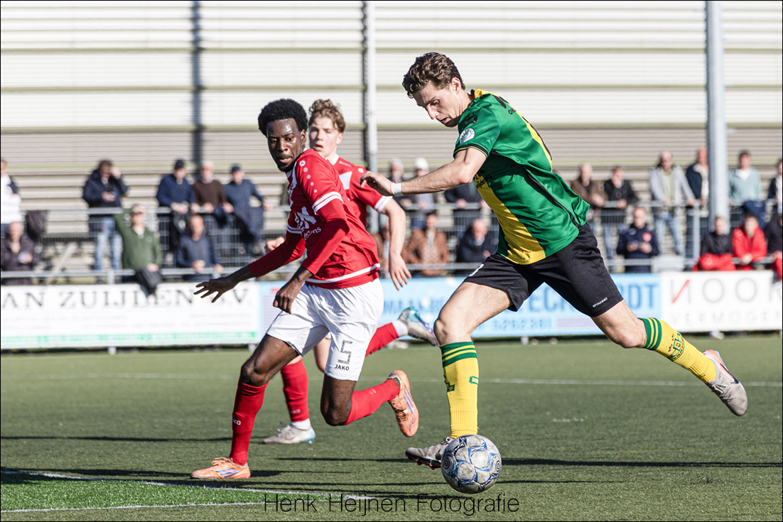 HUIZEN-Harkemase Boys