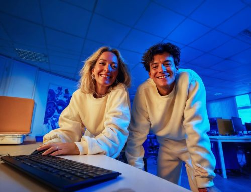 Zig en s.v. Huizen verlengen sponsorovereenkomst en gaan voor GOUD!